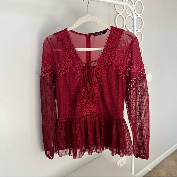 🩷BKE BOUTIQUE SHIRT RED LONG SLEEVE MESH PLEATED TULLE LACE UP SIZE SMALL - Picture 12 of 14